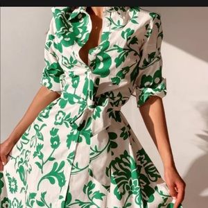 Zara Green & White Print Dress Size XL (runs small)